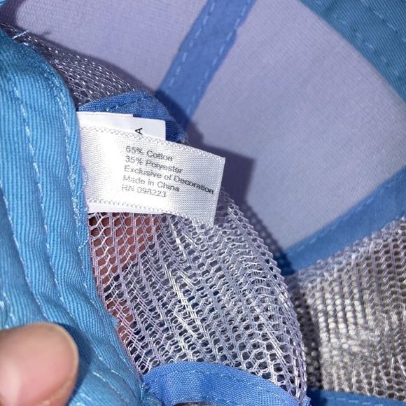 Unisex Magellan Outdoors Fishing Trucker Hat Adjustable Baby Blue & White - Picture 9 of 10